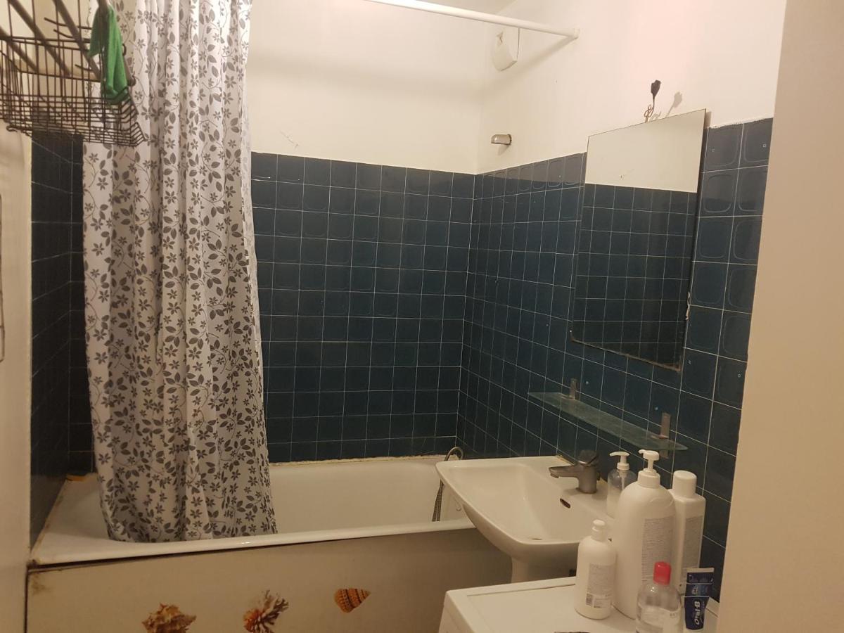 Une Chambre Privee Entre Paris Et Disneyland Нуази-ле-Гран Екстериор снимка
